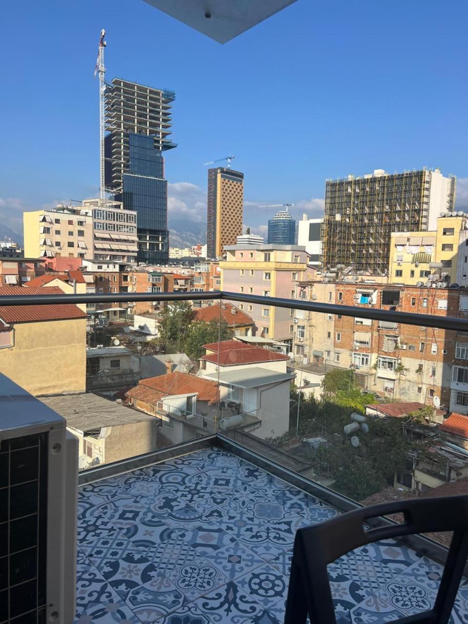Remarkable Apartment 地拉那 外观 照片